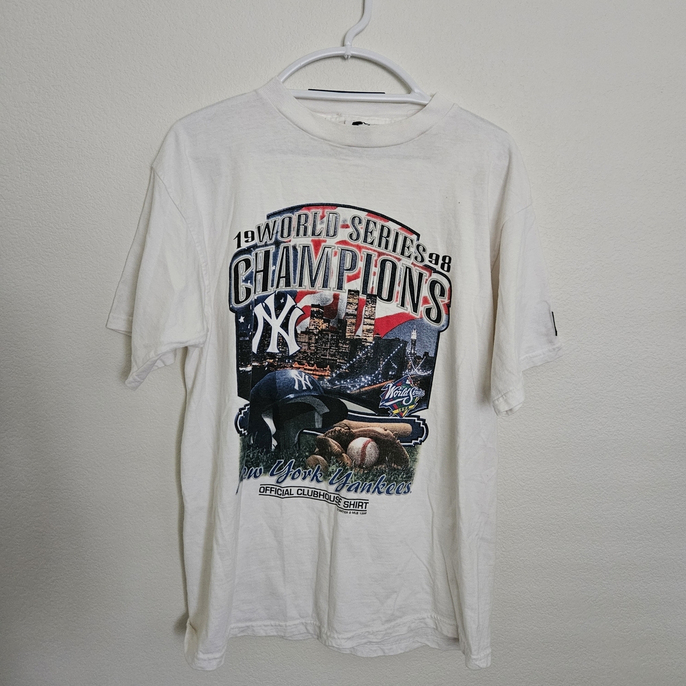 STARTER White 1998 World Series Champions Tee